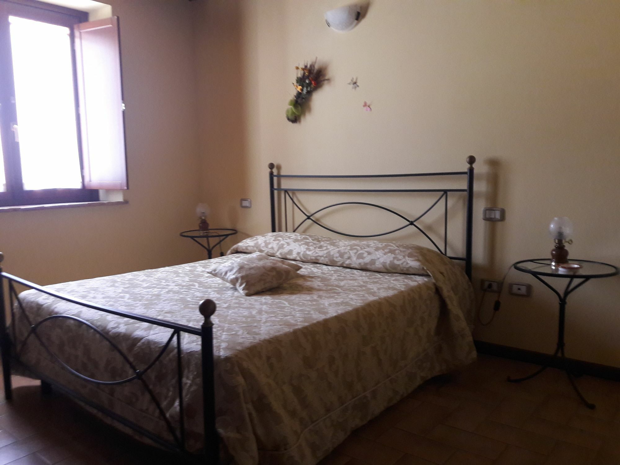 Affittacamere Da Laura Silvi Orvieto Bagian luar foto