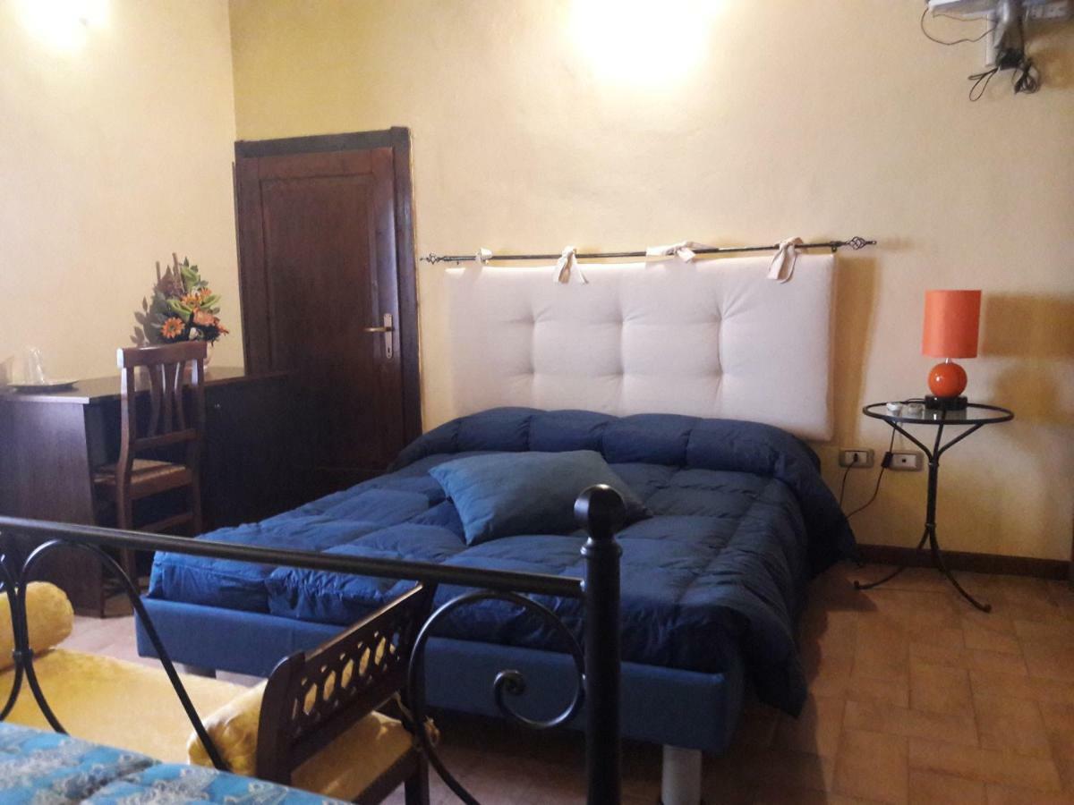 Affittacamere Da Laura Silvi Orvieto Bagian luar foto